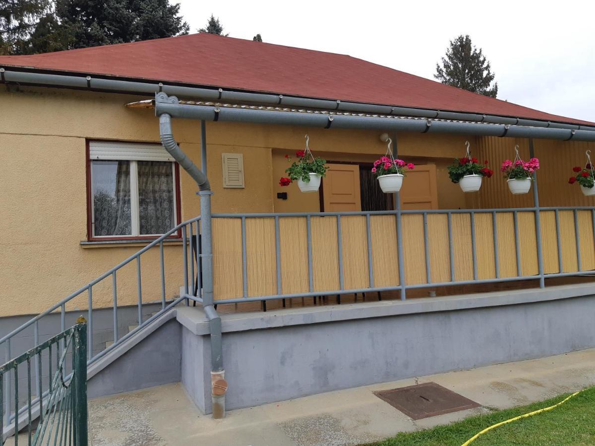 Lacihaz Igal Bagian luar foto